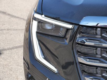 New 2026 GMC Acadia Elevation w/ Elevation Premium Package