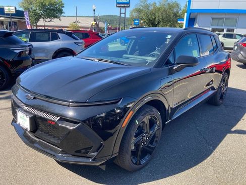 New 2025 Chevrolet Equinox EV RS w/ Convenience Package II FWD image 20