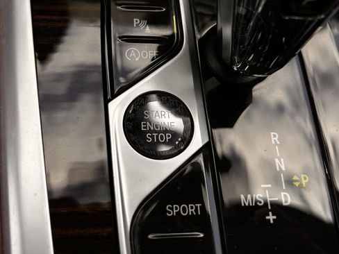 Used 2020 BMW X6 sDrive40i w/ Convenience Package image 26