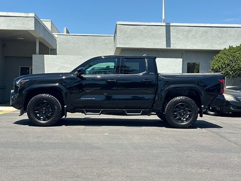 Used 2026 Toyota Tacoma SR5 AWD/4WD image 2