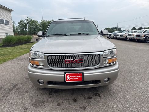 Used 2006 GMC Yukon Denali image 3