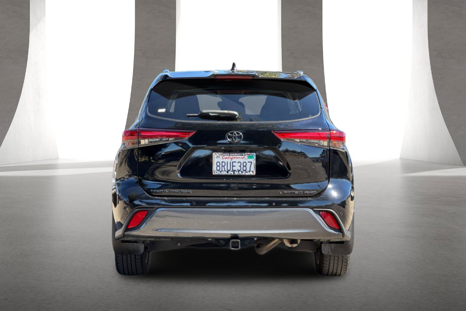 Used 2020 Toyota Highlander Limited AWD/4WD image 5
