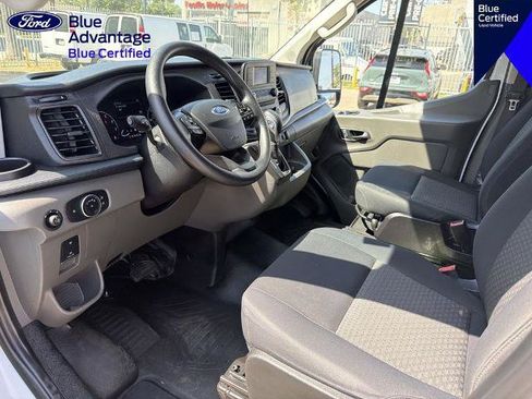 Certified 2025 Ford Transit 250 Low Roof w/ Exterior Upgrade Package RWD image 18