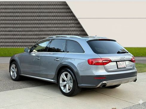 Used 2016 Audi A4 Premium Plus w/ Technology Package image 7