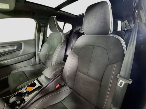 Certified 2023 Volvo XC40 Recharge Plus w/ Protection Package Premier AWD/4WD image 21