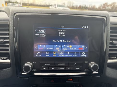 Used 2022 Nissan Frontier SV image 13