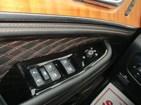 Certified 2023 Jeep Grand Cherokee Summit image 16