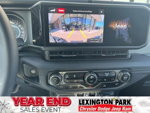 Used 2024 Jeep Wrangler Sahara w/ Technology Group image 24