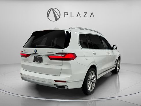 Used 2021 BMW X7 xDrive40i w/ Premium Package image 5