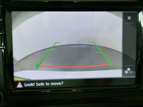 Used 2017 Volkswagen Jetta SE image 19