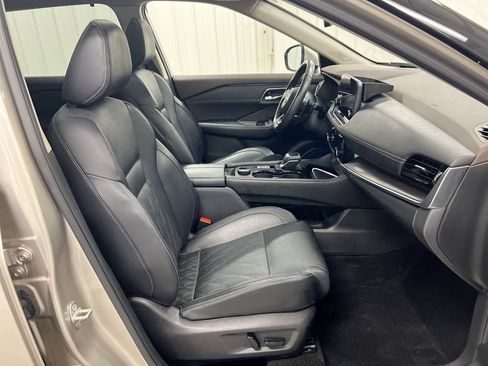 Used 2023 Nissan Rogue Platinum w/ Platinum Premium Package AWD/4WD image 23