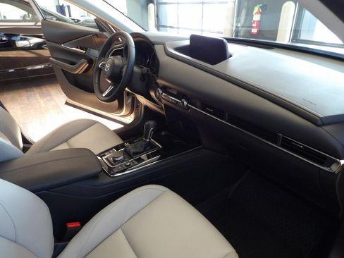 Used 2024 MAZDA CX-30 AWD 2.5 S w/ Preferred Package image 13