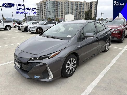 Used 2021 Toyota Prius Prime XLE w/ Carpet Mat Package (TMS) FWD image 14