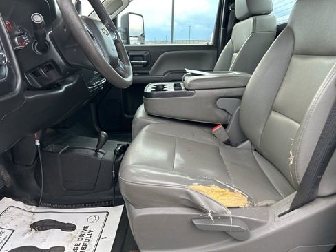 Used 2017 Chevrolet Silverado 3500 W/T w/ WT Fleet Convenience Package image 2