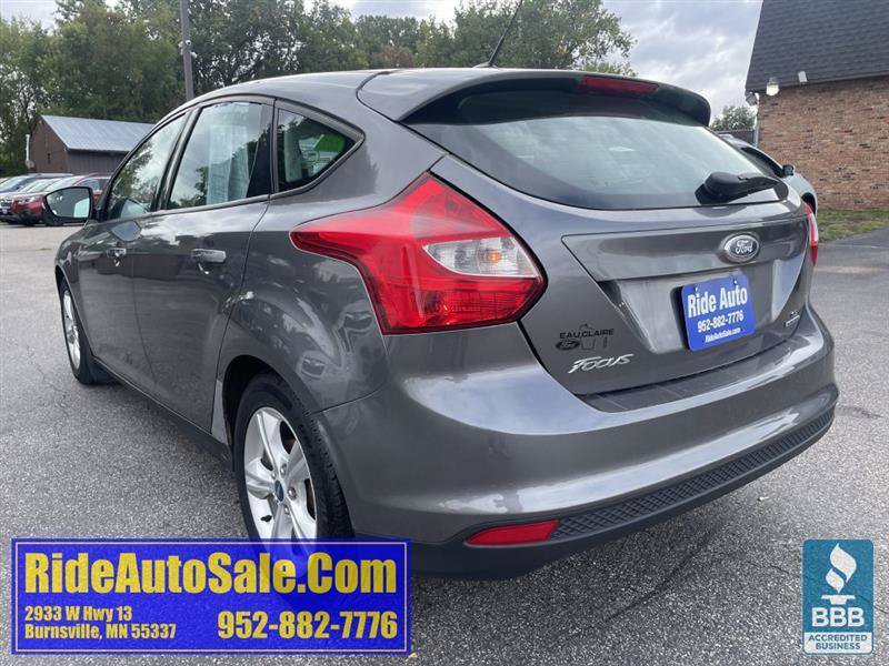 Used 2013 Ford Focus SE w/ SE Winter Pkg FWD image 7