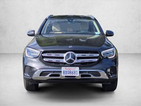 Used 2021 Mercedes-Benz GLC 300 image 2