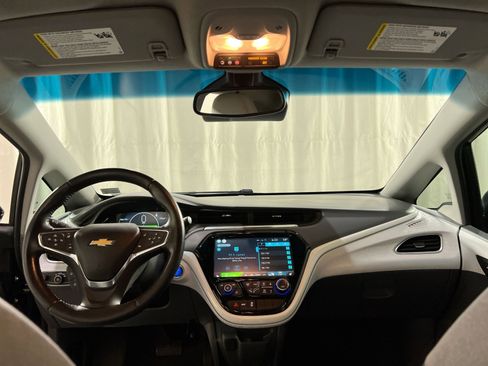 Used 2020 Chevrolet Bolt LT image 17