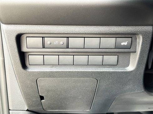 New 2025 Mitsubishi Outlander SEL image 10