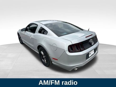 Used 2013 Ford Mustang Coupe RWD image 3