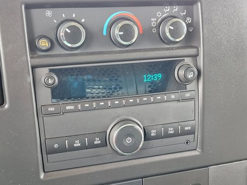 Used 2022 Chevrolet Express 2500 Extended w/ Driver Convenience Package image 18