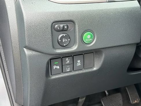 Used 2023 Honda Passport EX-L image 11