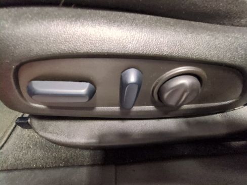 Used 2023 Chevrolet Blazer LT w/ Driver Confidence Package image 8