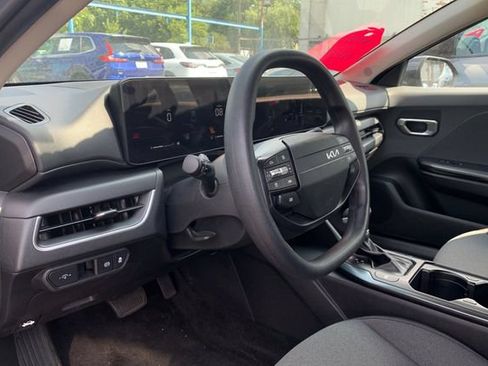 Used 2025 Kia K4 FWD image 10