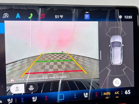 New 2026 Volkswagen Golf image 17