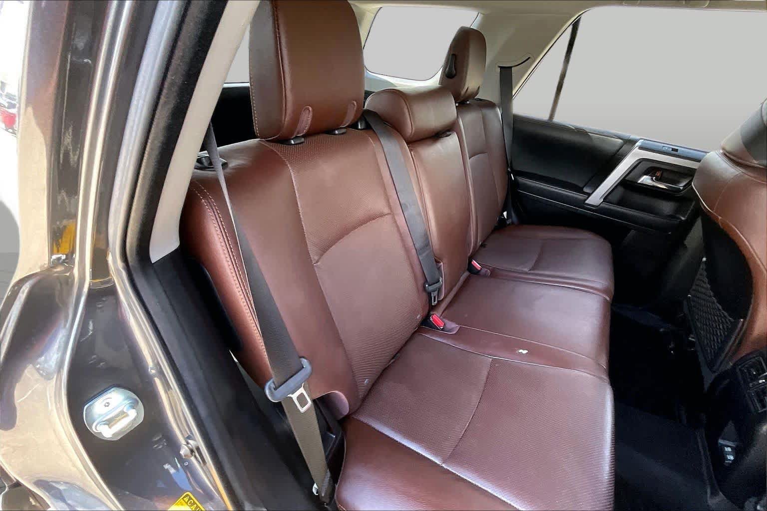 Used 2021 Toyota 4Runner Limited AWD/4WD image 36
