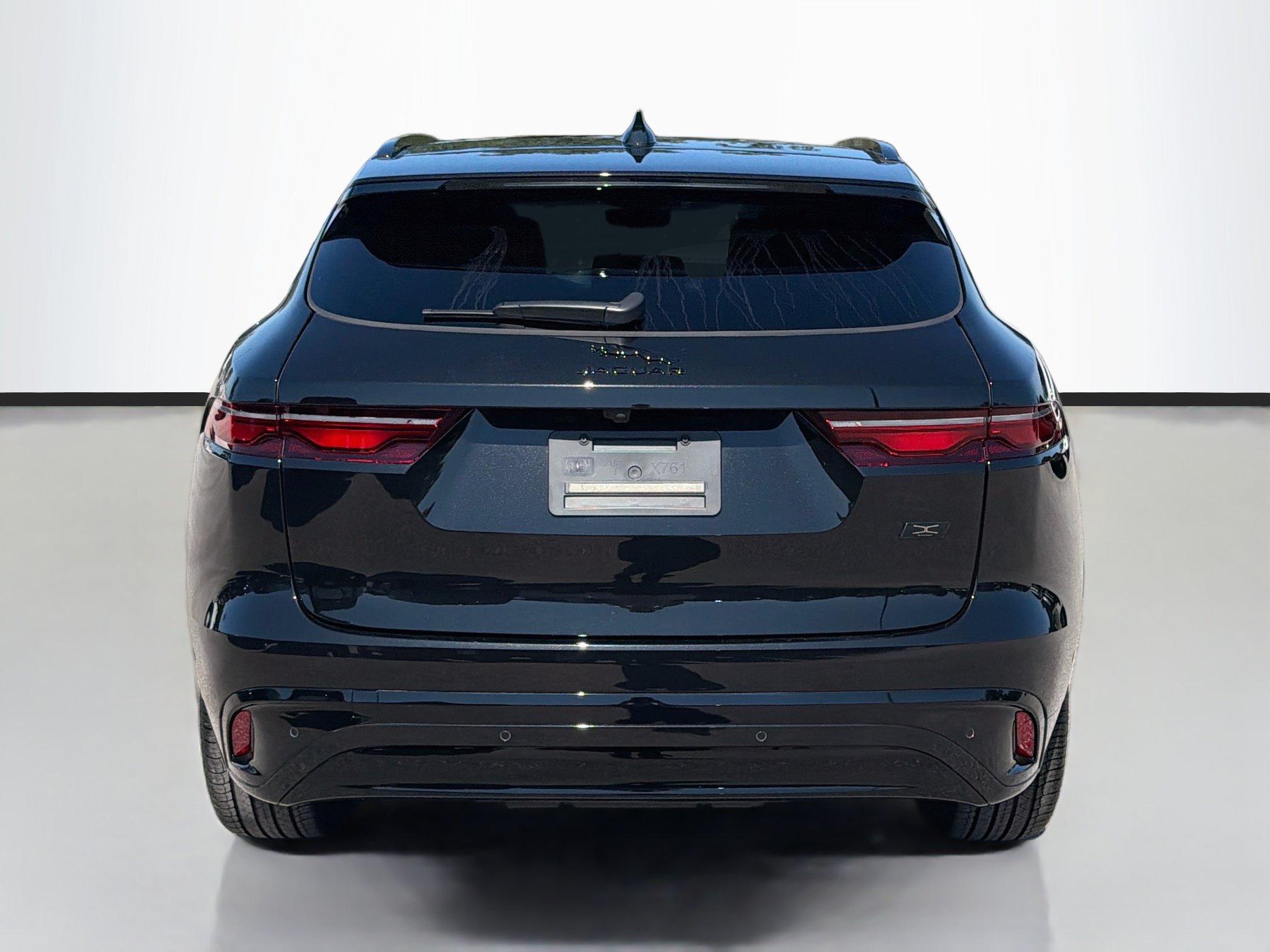 New 2026 Jaguar F-PACE R-Dynamic S AWD/4WD image 4