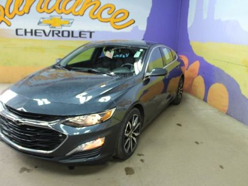 Used 2020 Chevrolet Malibu RS w/ LPO, Convenience Package 1 image 4