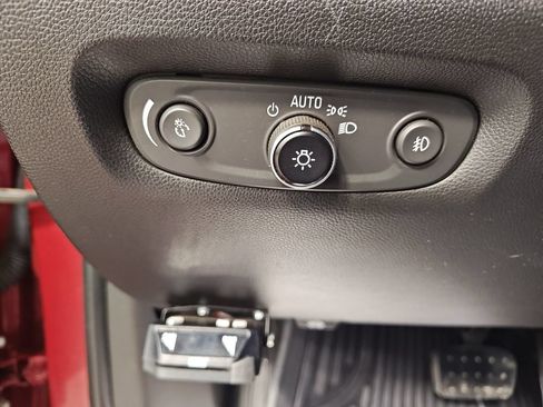 Used 2018 Chevrolet Traverse LT AWD/4WD image 27