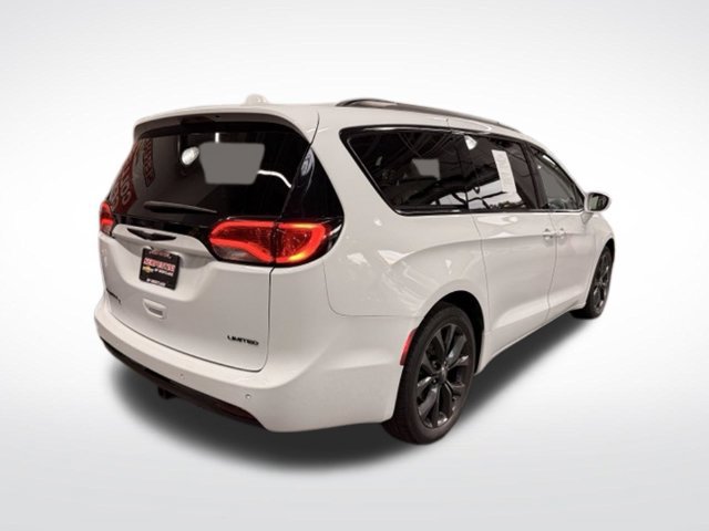 Used 2019 Chrysler Pacifica Limited w/ S Appearance Package FWD image 21