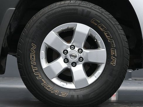 Used 2011 Nissan Xterra S w/ Protection Pkg AWD/4WD image 9