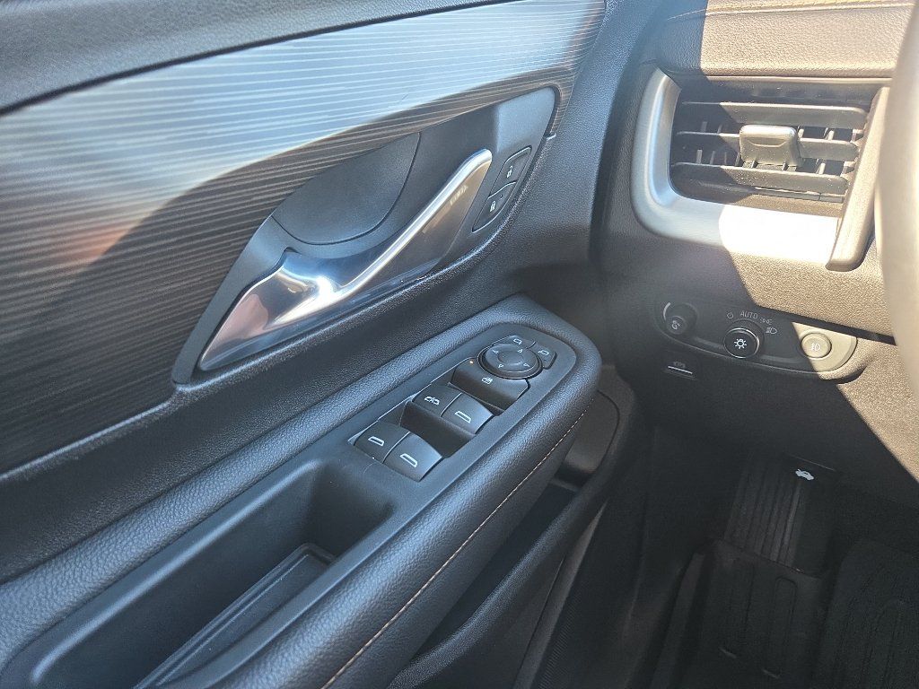 Used 2018 GMC Terrain SLT AWD/4WD image 24