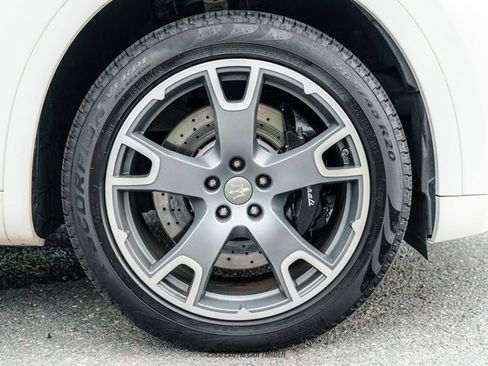 Used 2017 Maserati Levante S AWD/4WD image 83