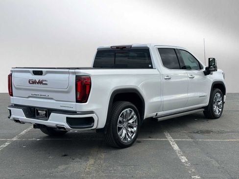 Used 2025 GMC Sierra 1500 Denali w/ Denali Reserve Package image 3