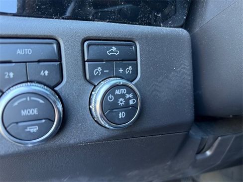 Used 2022 GMC Sierra 1500 Elevation image 13