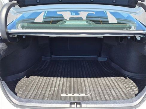Used 2024 Toyota Camry XSE FWD image 6