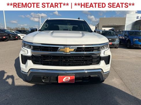 Used 2022 Chevrolet Silverado 1500 LT w/ Z71 Off-Road Package image 2