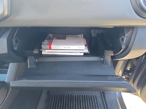 Used 2023 Toyota Tacoma SR5 image 33