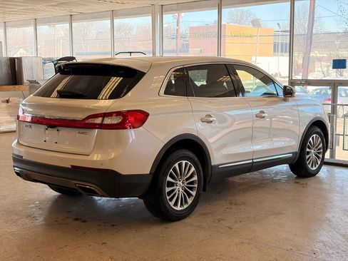 Used 2017 Lincoln MKX Select w/ Select Plus Package image 7