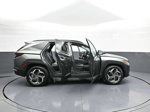 Certified 2023 Hyundai Tucson Limited AWD/4WD image 43