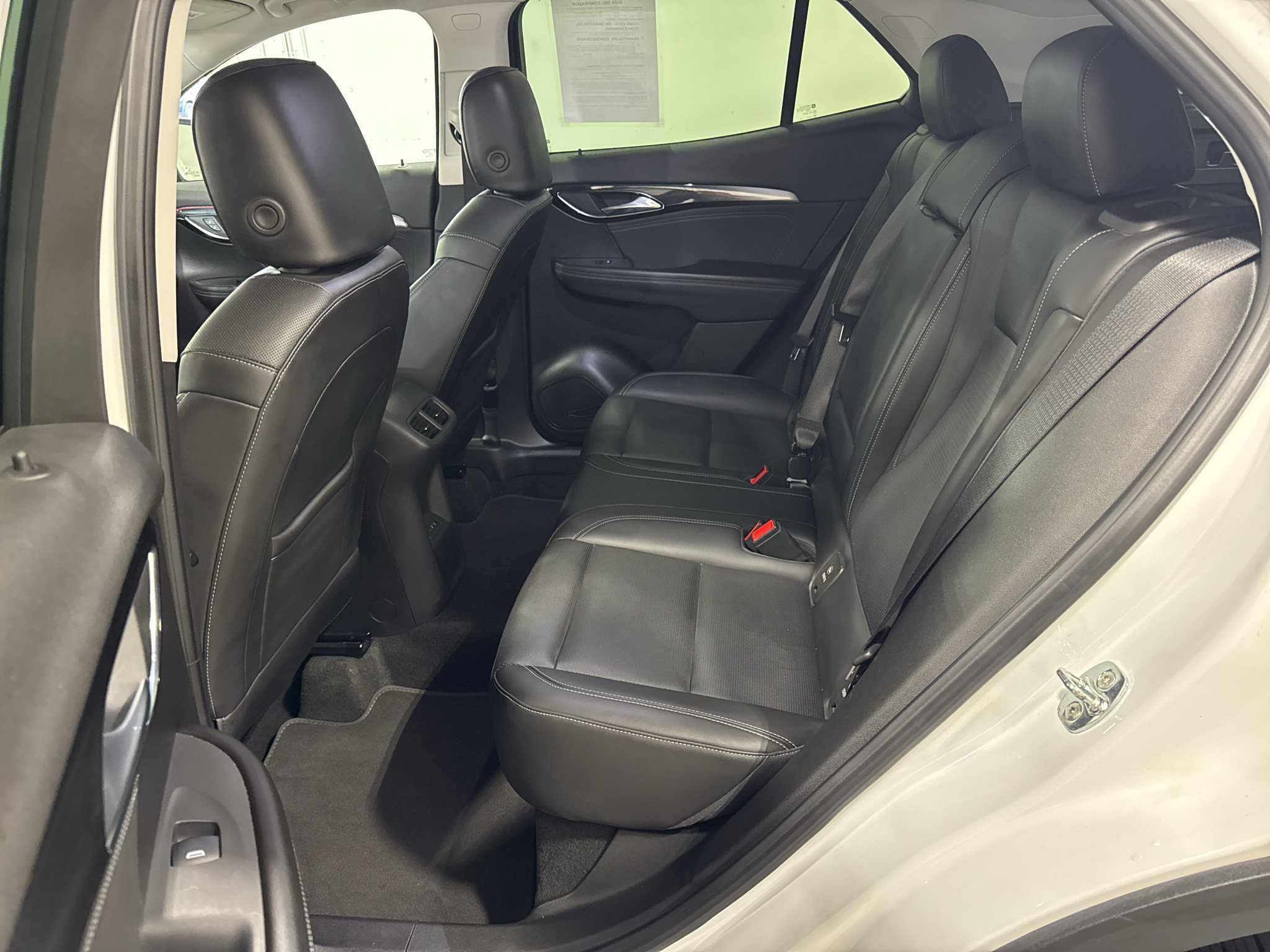Certified 2024 Buick Envision Preferred AWD/4WD image 29