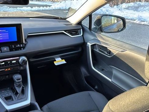 New 2025 Toyota RAV4 LE image 27