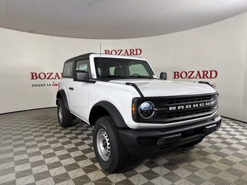 New 2025 Ford Bronco 2-Door image 1