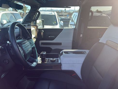Used 2024 GMC Hummer EV 3X w/ Omega Edition AWD/4WD image 13