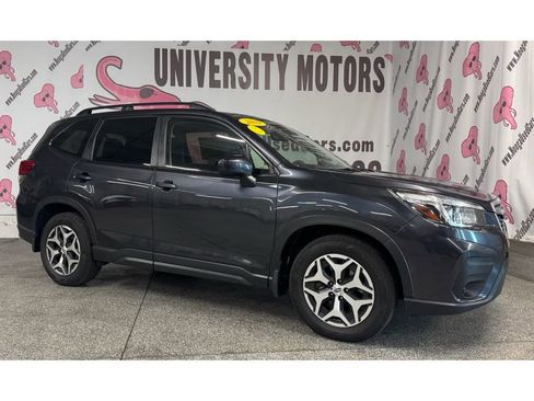 Used 2019 Subaru Forester Premium w/ All-Weather Package image 4