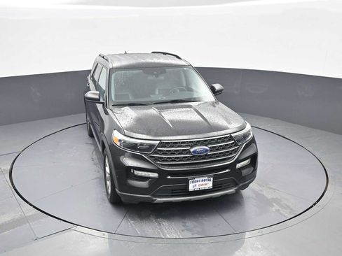 Used 2021 Ford Explorer XLT w/ Equipment Group 202A image 29