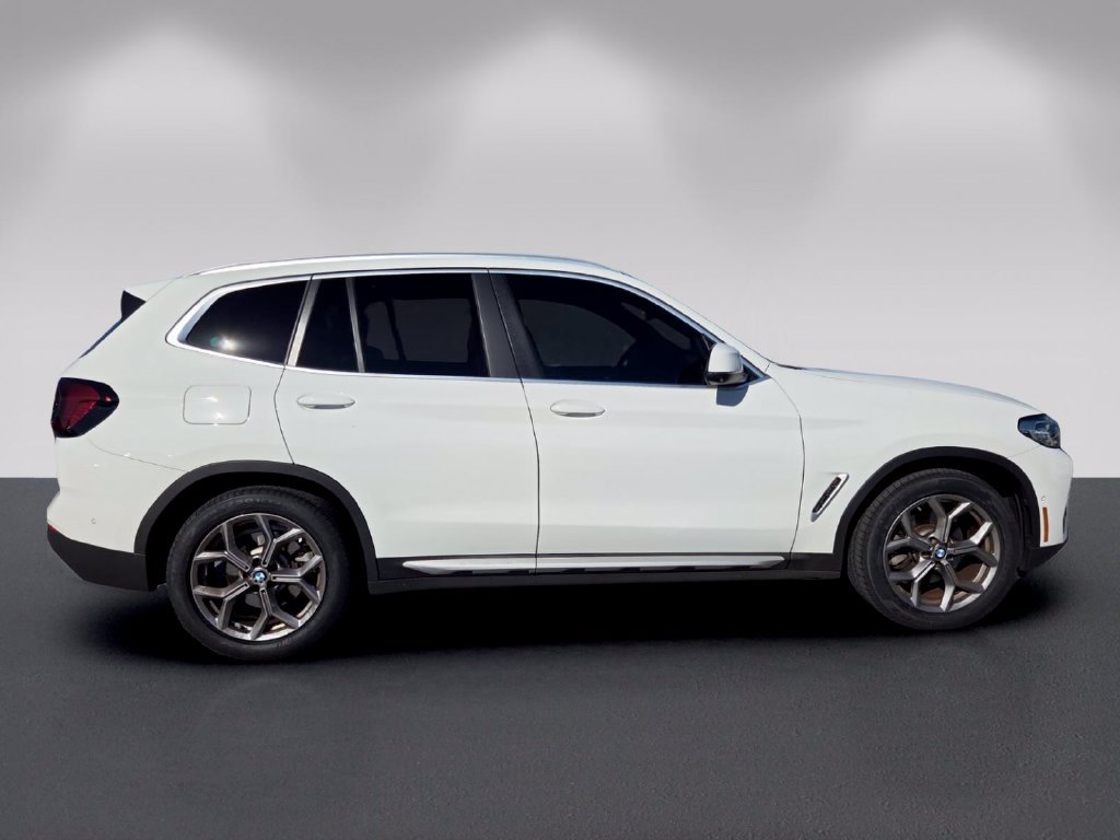 Certified 2024 BMW X3 sDrive30i w/ Premium Package RWD image 3